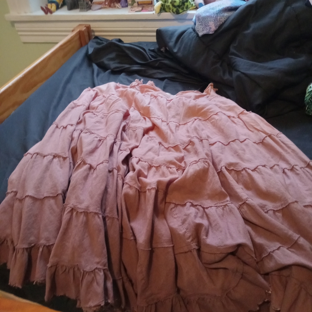 Longskirt